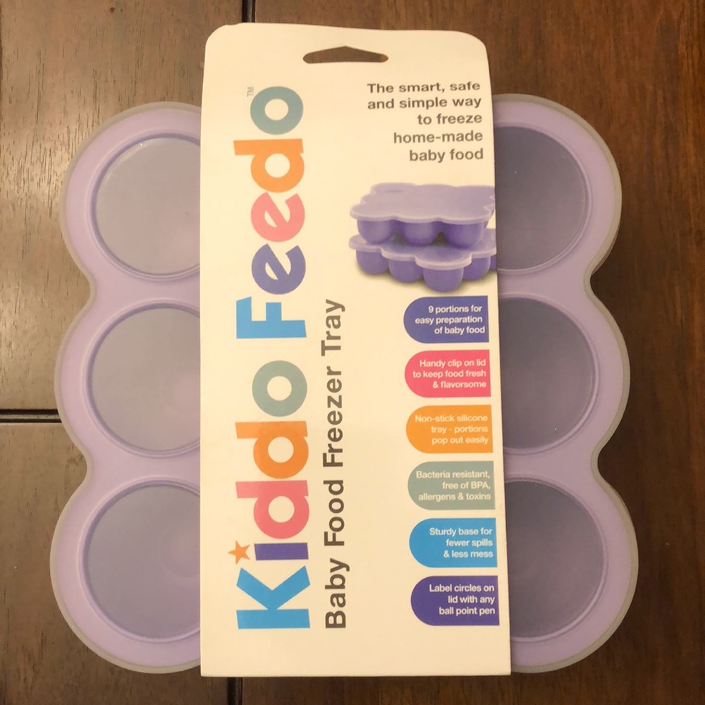 Baby food freezer tray